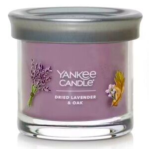 Dried Lavender and Oak 4.3oz Yankee Candle soy/wax blend